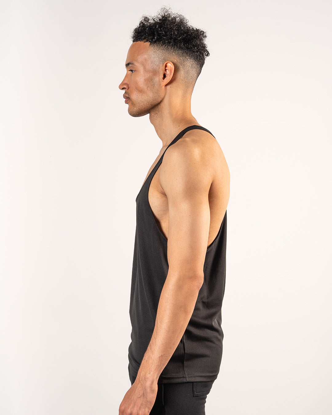 MENS STRINGER VEST