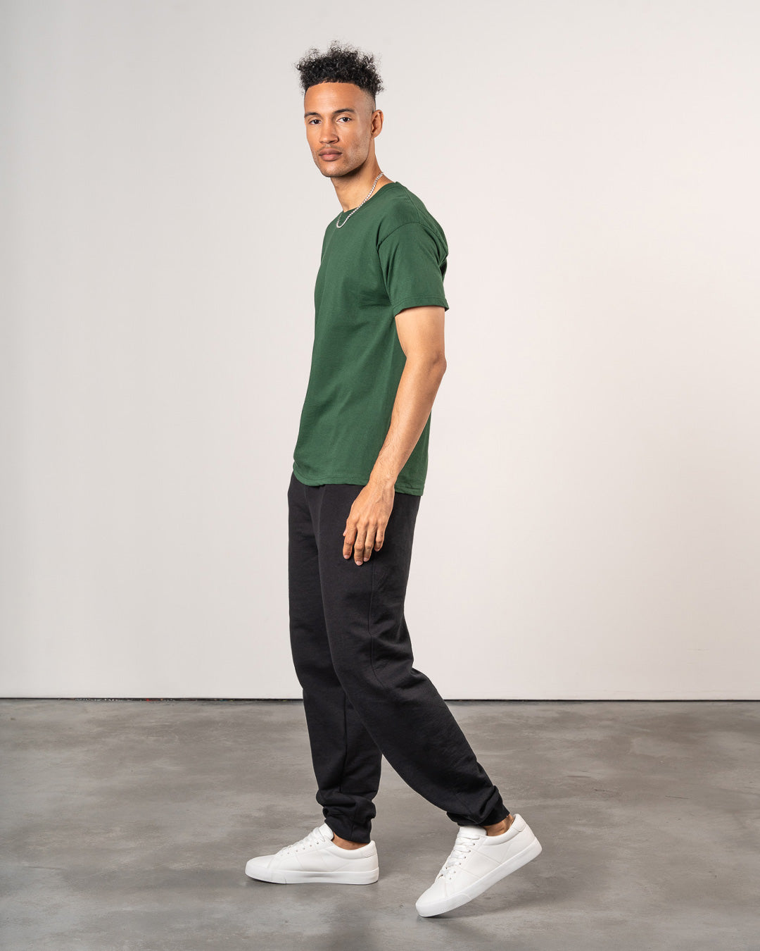 BASICS TEE