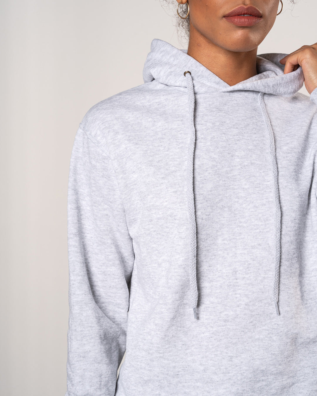 BASICS HOODIE