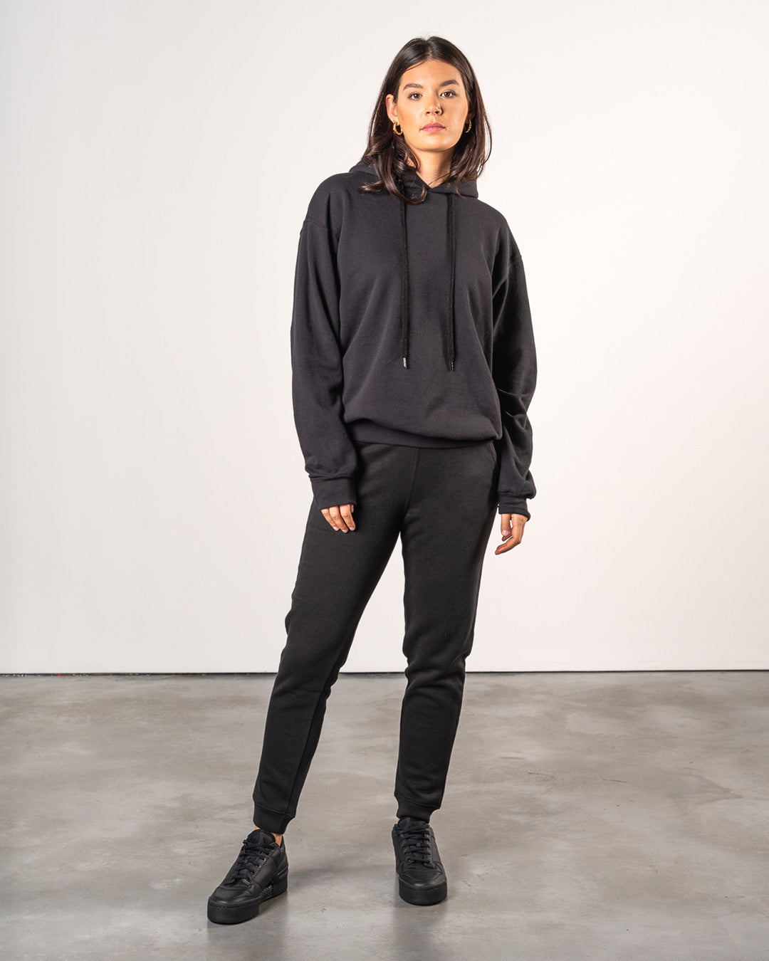 BASICS HOODIE