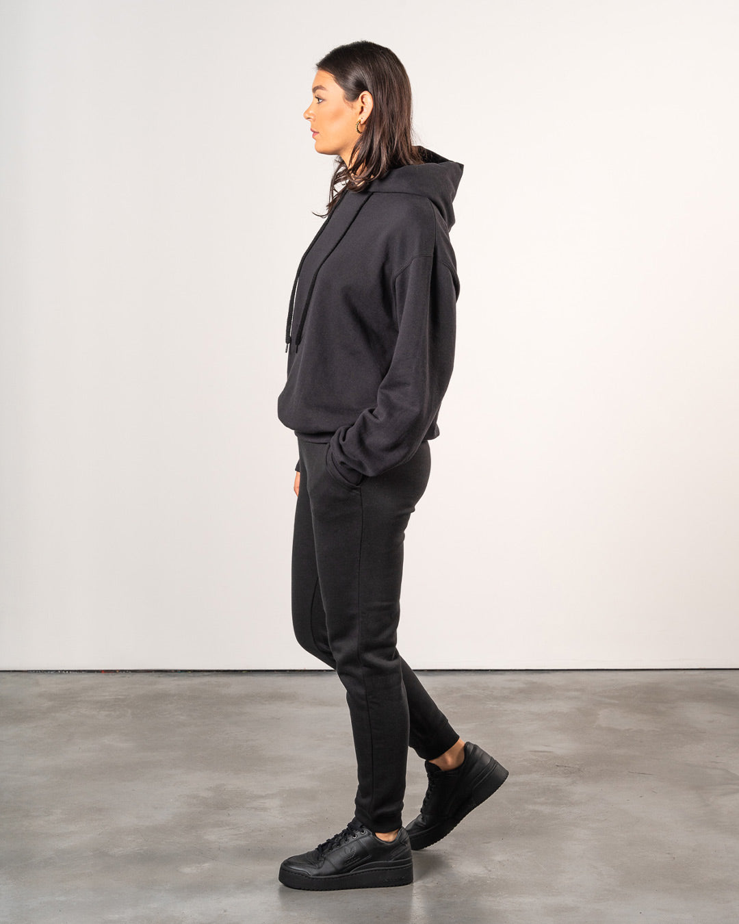 BASICS HOODIE
