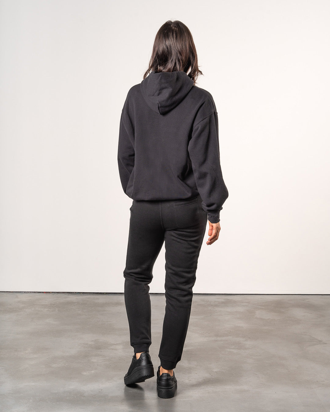 BASICS HOODIE