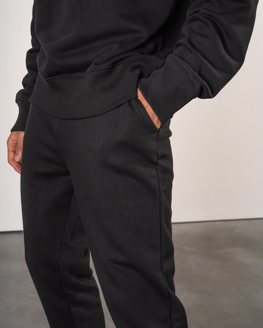 PREMIUM RELAXED FIT JOGGERS