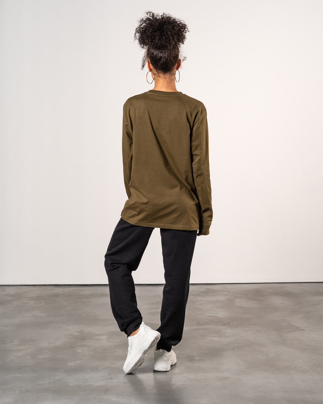 PREMIUM LONG SLEEVE TEE