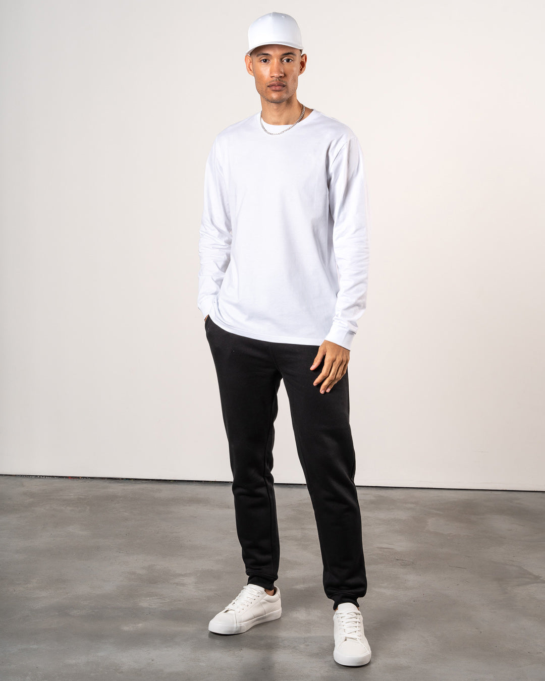 PREMIUM LONG SLEEVE TEE