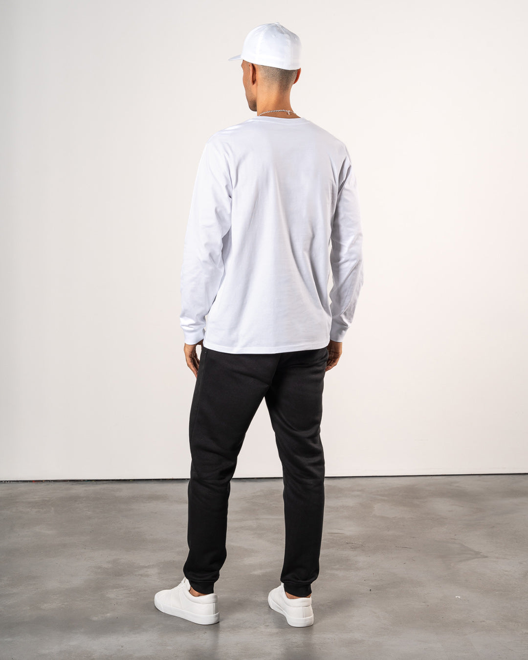 PREMIUM LONG SLEEVE TEE