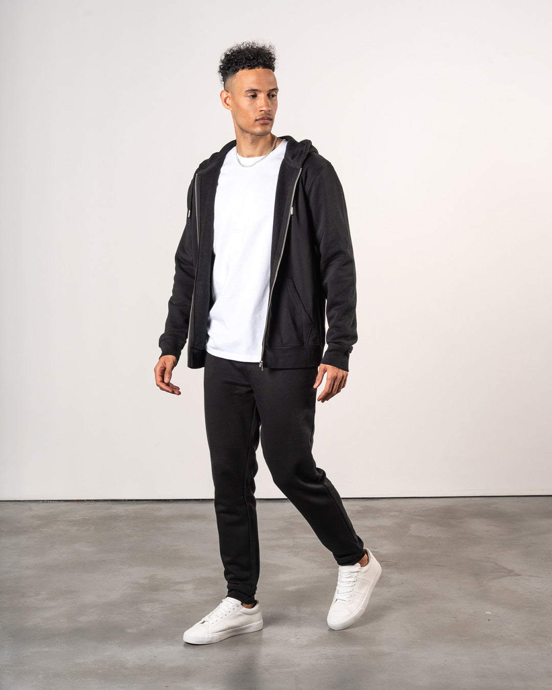 PREMIUM ZIP UP HOODIE