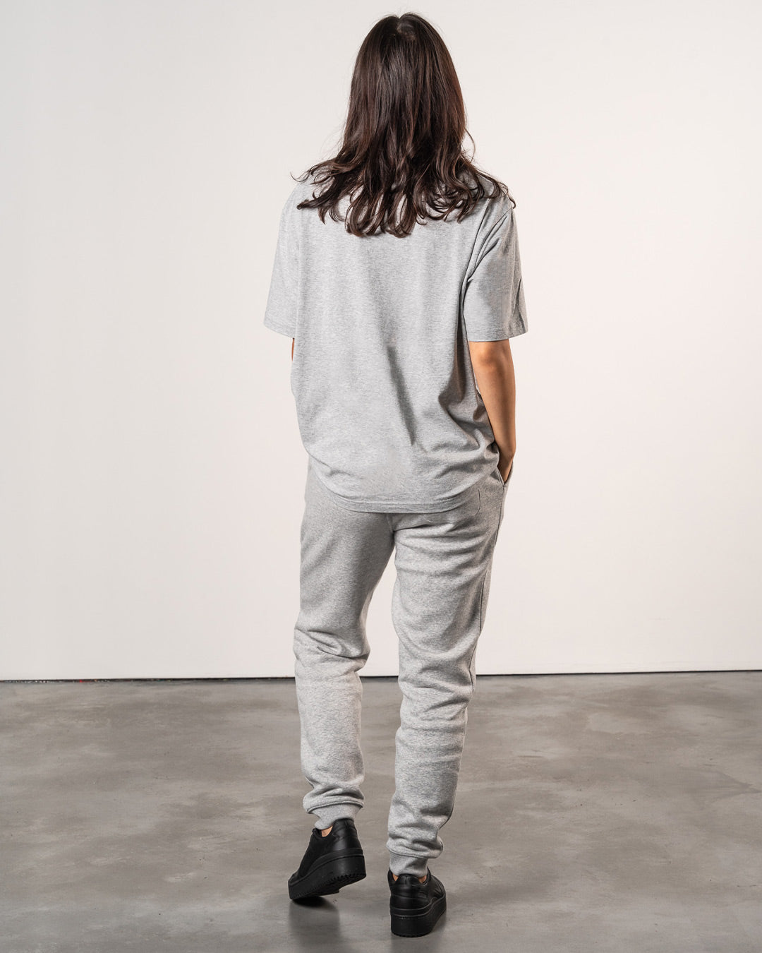 PREMIUM RELAXED FIT TEE