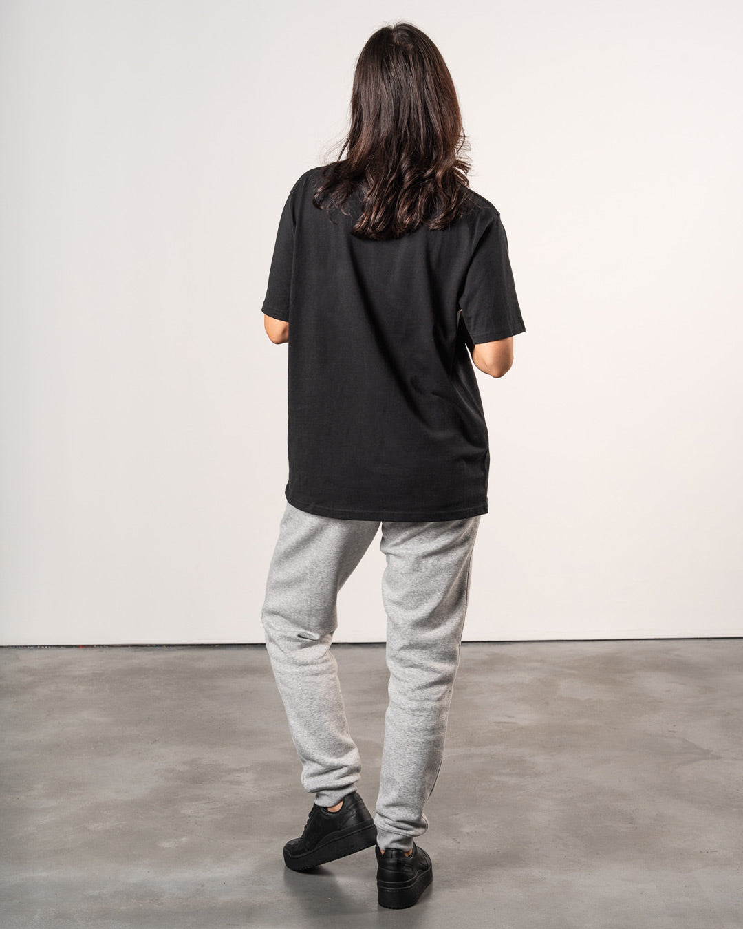 PREMIUM RELAXED FIT TEE