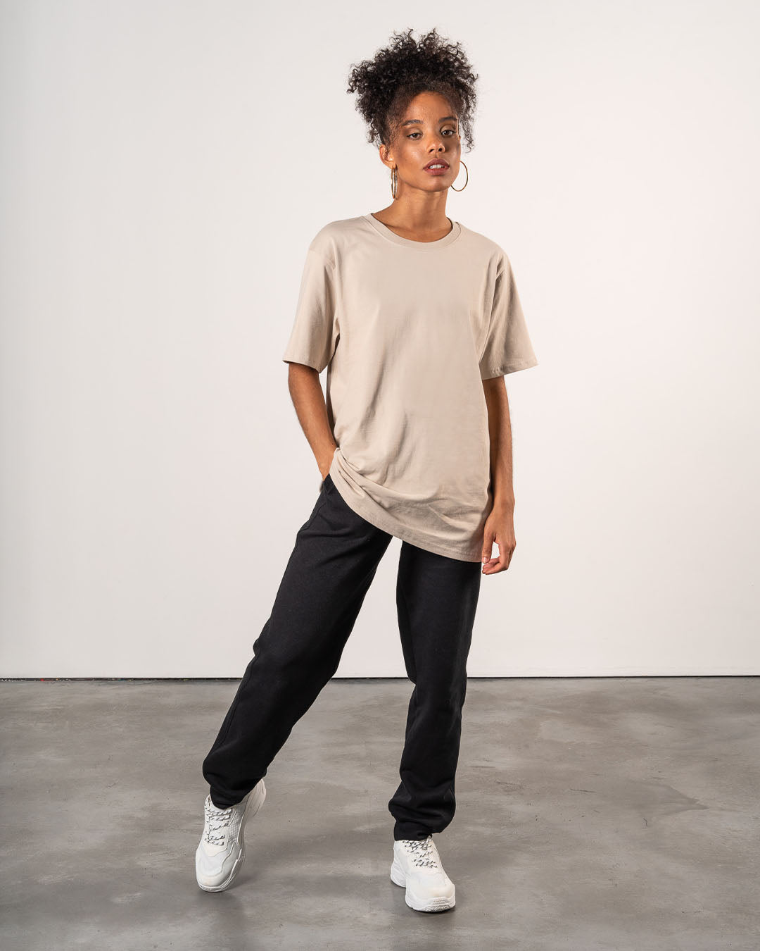 PREMIUM REGULAR FIT TEE