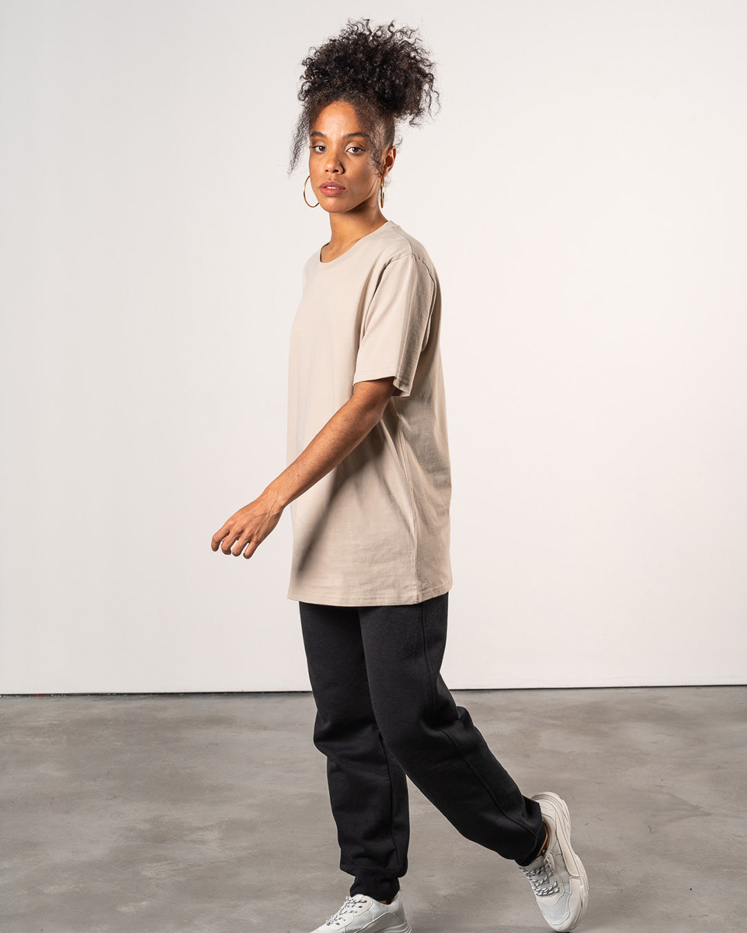 PREMIUM REGULAR FIT TEE