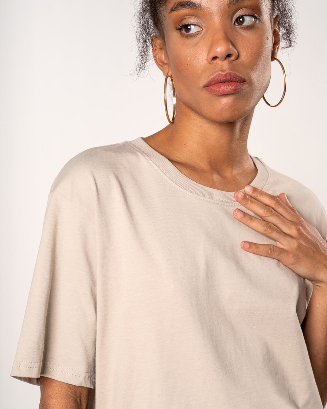 PREMIUM REGULAR FIT TEE