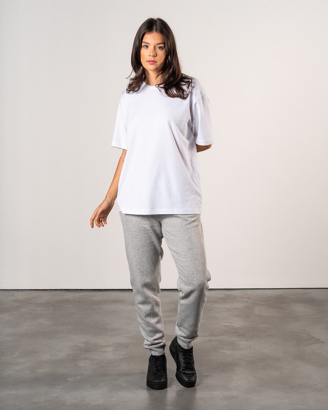 PREMIUM RELAXED FIT TEE