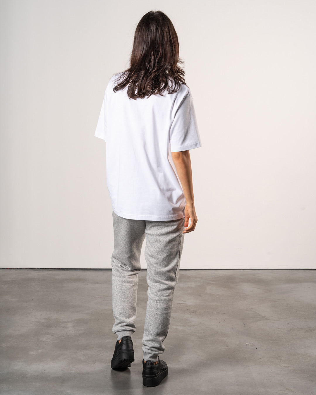 PREMIUM RELAXED FIT TEE