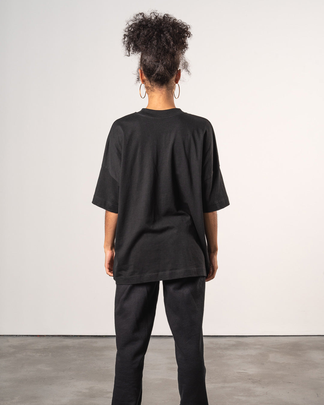 PREMIUM OVERSIZED TEE