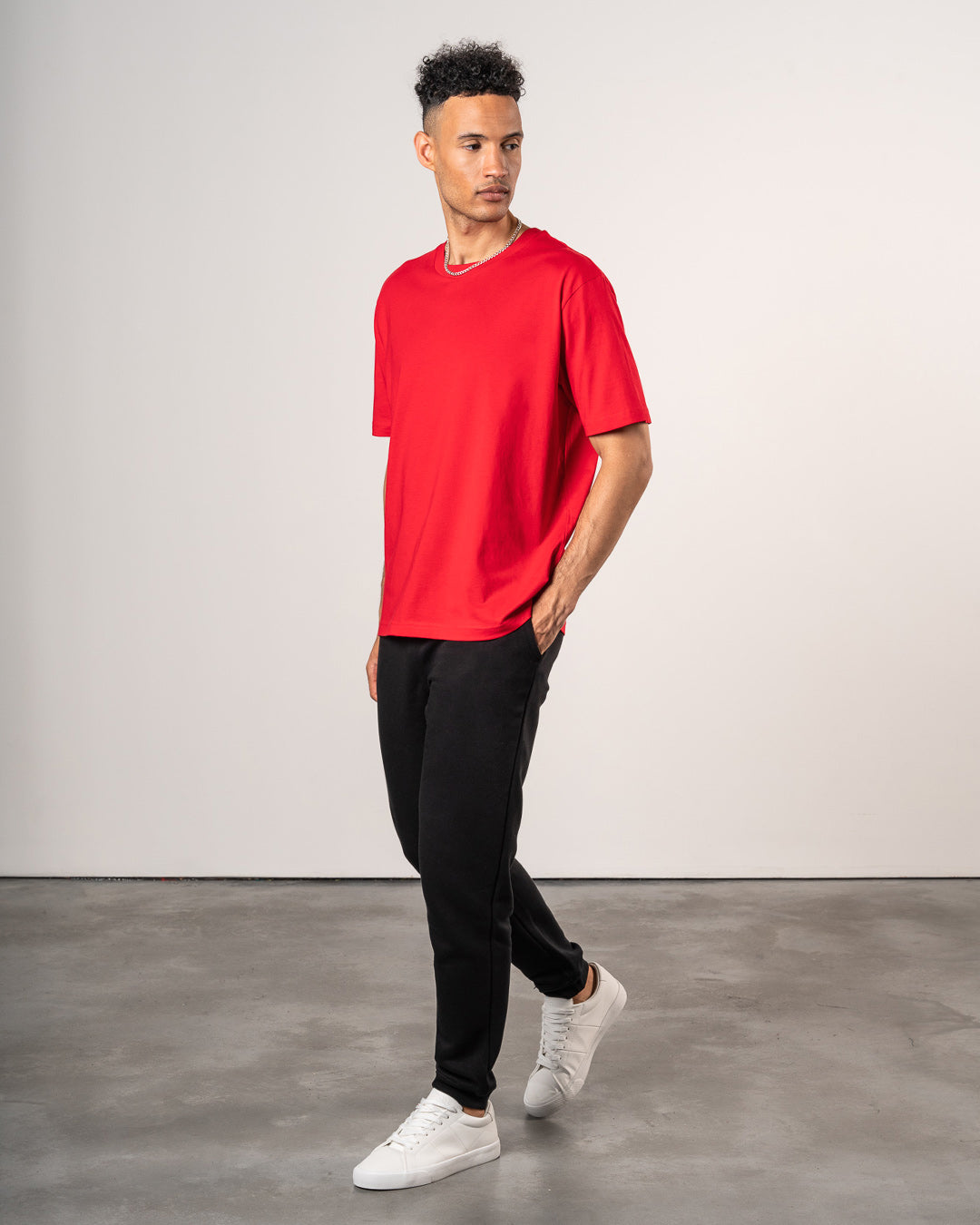PREMIUM RELAXED FIT TEE