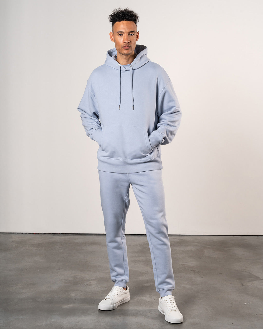 PREMIUM RELAXED FIT HOODIE