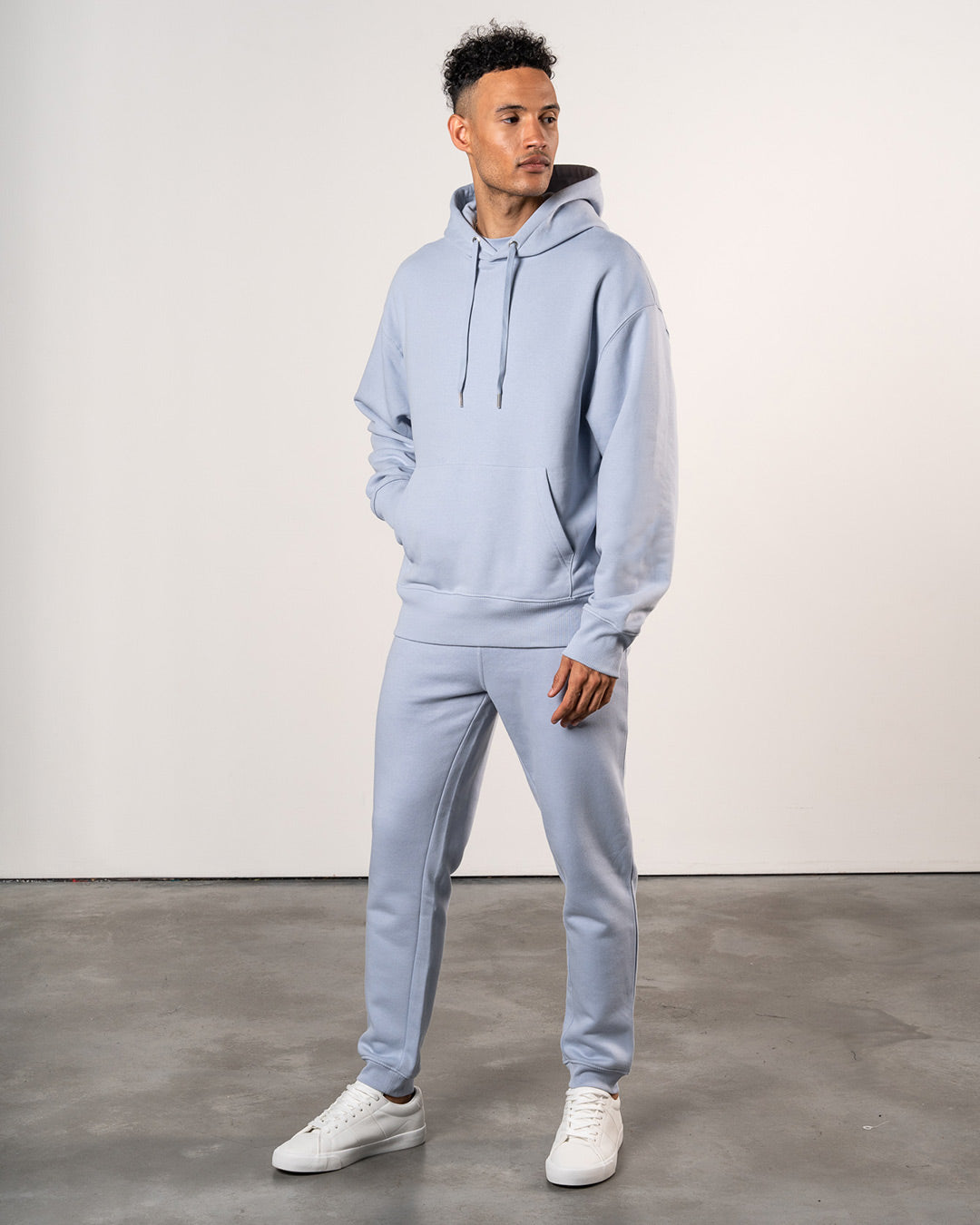 PREMIUM RELAXED FIT HOODIE