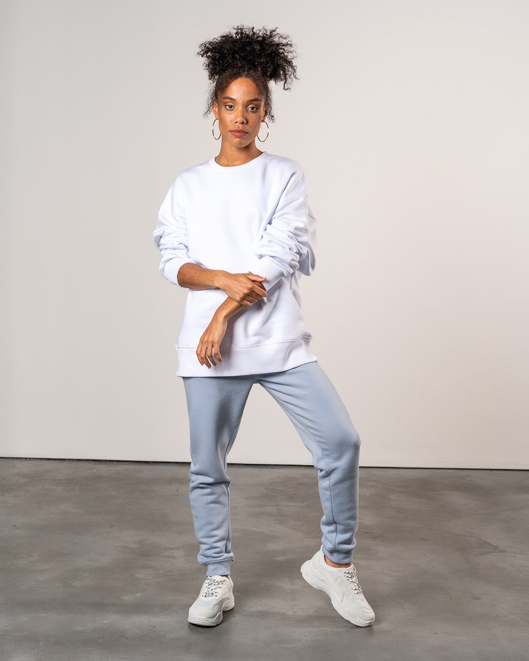 PREMIUM CREW NECK SWEATSHIRT