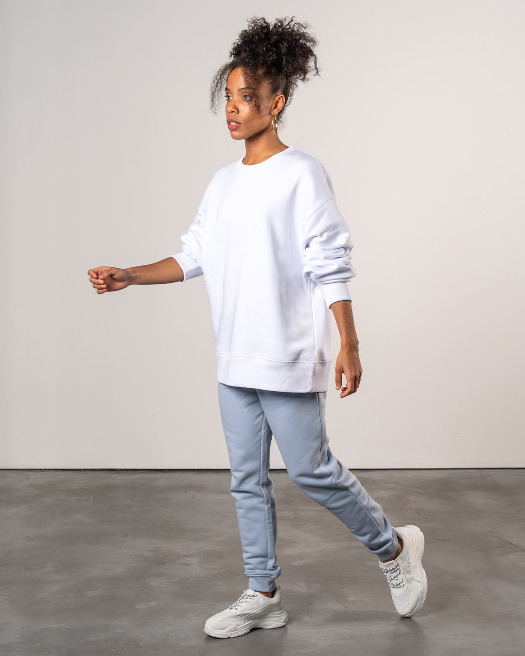 PREMIUM CREW NECK SWEATSHIRT