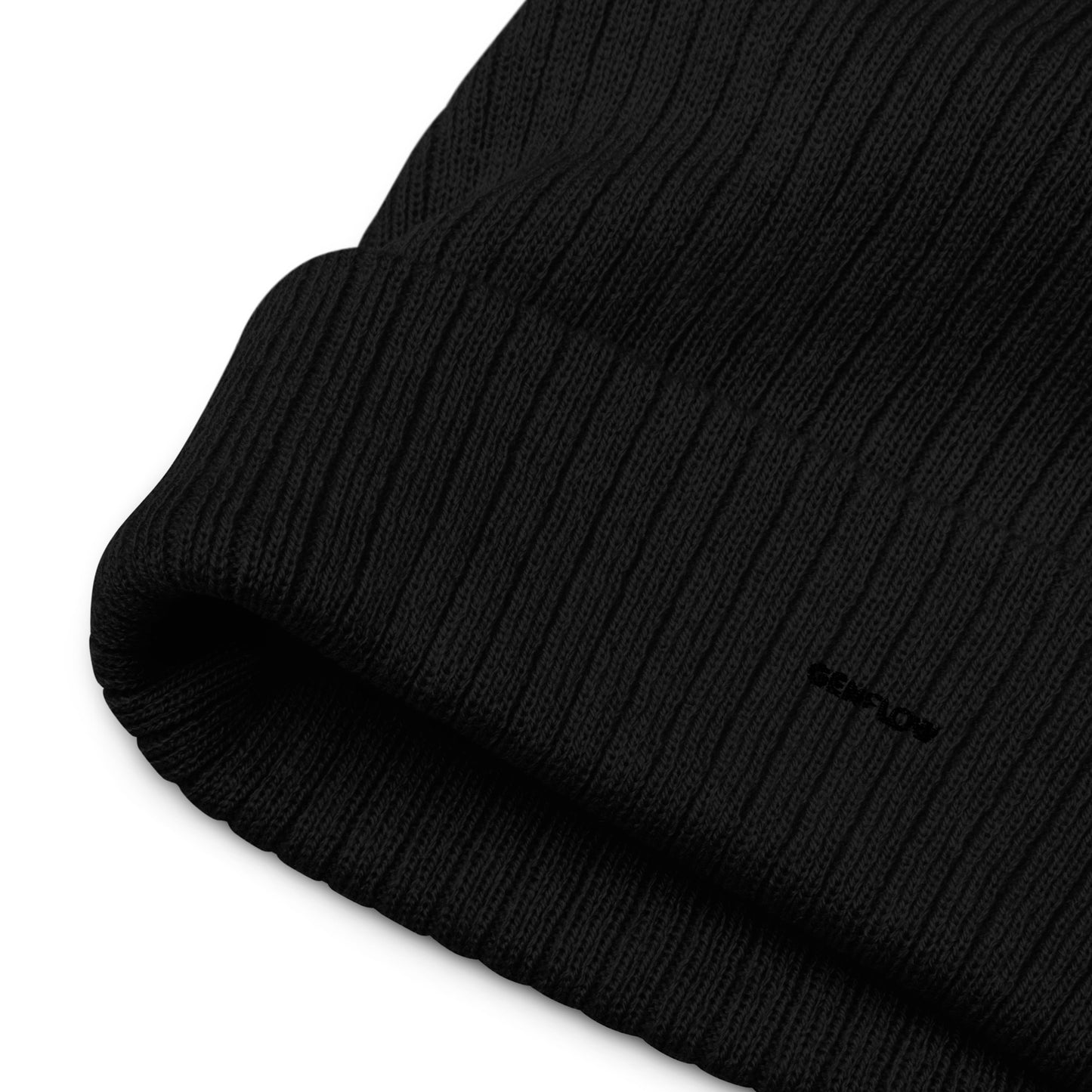 RIBBED KNITTED BEANIE