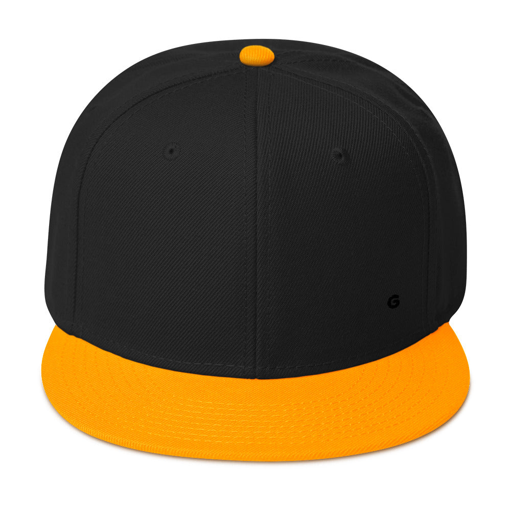 SNAPBACK CAP