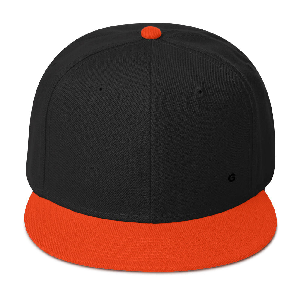 SNAPBACK CAP